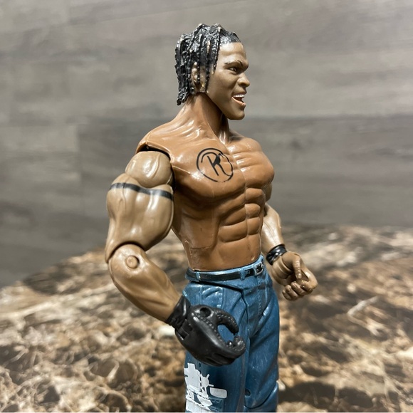 Wwe R-Truth Action Figure - Picture 4 of 10
